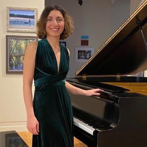 Meet your Posher, Ana